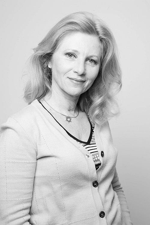 Esther Gemsch Jung
